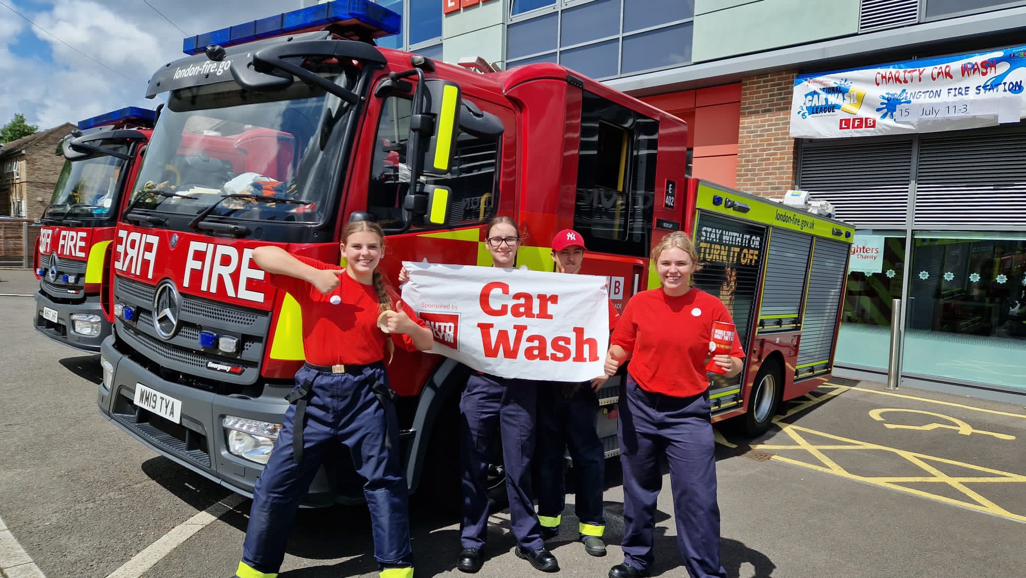 /media/0azl5agp/car-wash.jpg