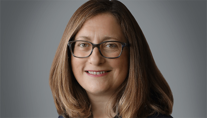 Fiona Dolman
