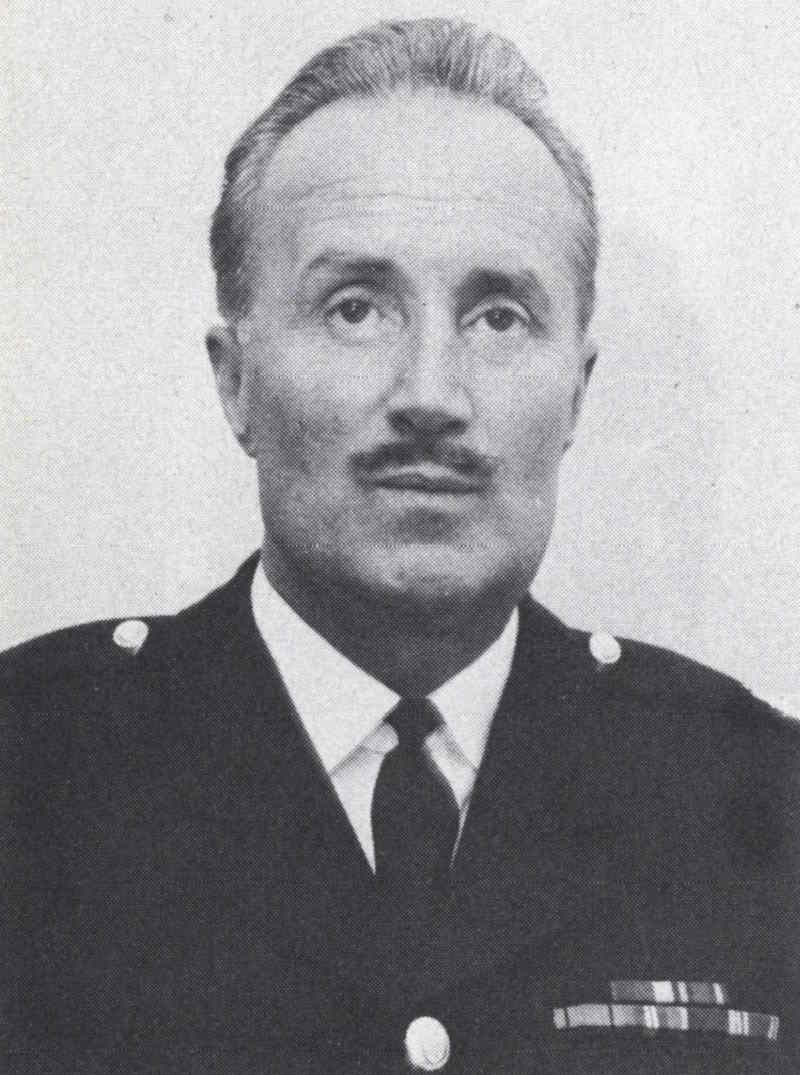 Black and white photo of Charles Clisby.