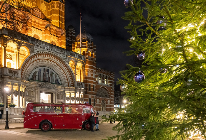 London Fire Brigade Spreads Festive Joy in Local Communities